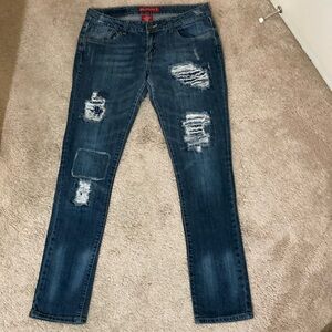 Red Rivet Blue Skinny Jeans with Distressed Details in Size 9